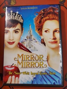 🔮 Mirror Mirror DVD (2012) Snow White Movie Julia Roberts Lily Collins 🍎